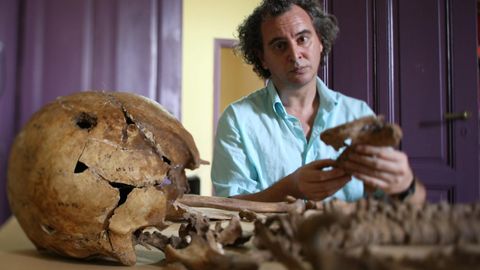 Luis Fondebrinder, Mitgründer und Leiter des argentinischen forensischen Identifizierungsteams EAAF (Equipo Argentino de Antropologia Forense).