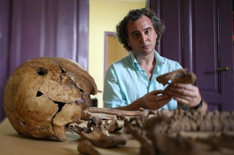 Luis Fondebrinder, Mitgründer und Leiter des argentinischen forensischen Identifizierungsteams EAAF (Equipo Argentino de Antropologia Forense).