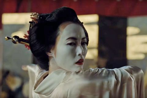 In der ersten Staffel arbeitete Maeve in einem Western-Bordell, nun zieht sie das Katana.