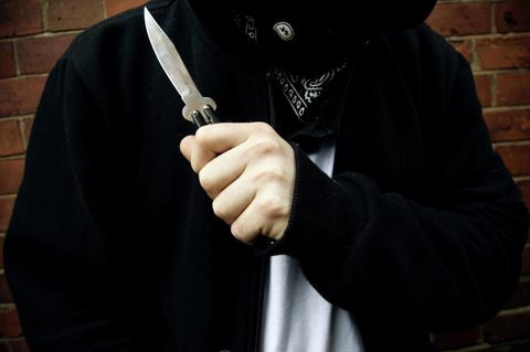 Polizisten fordern höhere Strafen: "Es ist purer Zufall, ob nach einem Messerstich jemand tot ist oder nicht"
