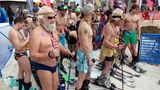 Das "BoogelWoogel-Festival" ist nicht nur was für junge Leute – der lässige Herr links im Bild beweist es