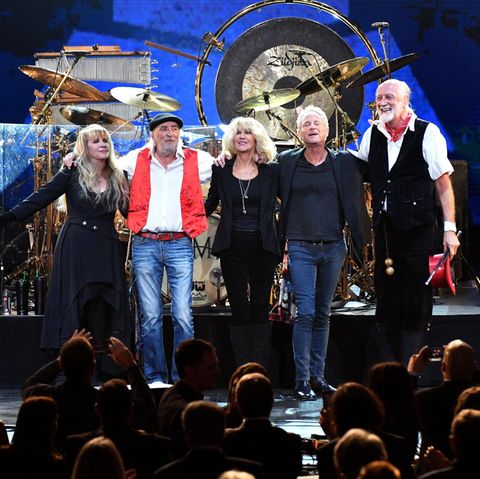 Die britisch-amerikanische Band Fleetwood Mac sind mit ihrem 40 Jahre alten Hit "Dreams" wieder in den Charts