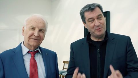 Bayerische Staatskanzlei: Der bizarre Video-Auftritt von Markus Söder und Edmund Stoiber