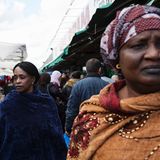 Ein Spaziergang durch Paris ist wie eine Reise durch Zeiten und Kontinente. Auf vielen Märkten findet man Stoffe und Gewürze aus allen Teilen Afrikas