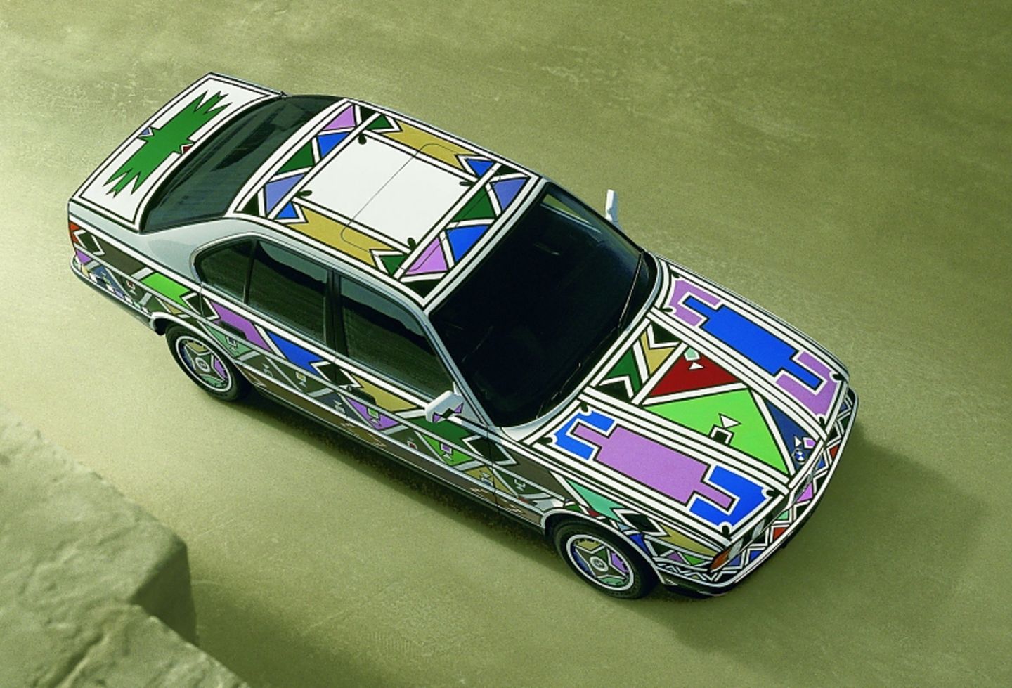 BMW 525i von Künstlerin Esther Mahlangu