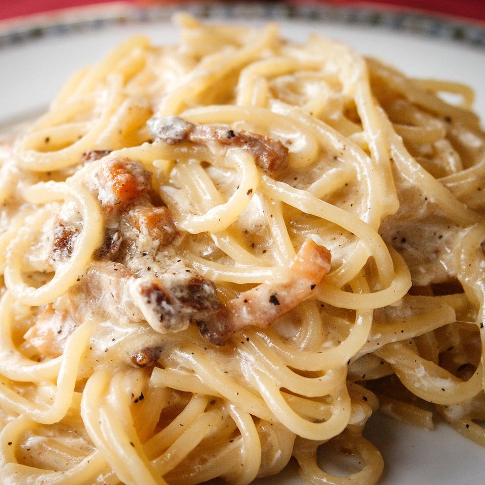 Spaghetti Carbonara: Italien  Schmeckt nicht nur Italienern gut, sondern auch Pastaliebhabern weltweit. Es gibt aber nur ein Originalrezept.