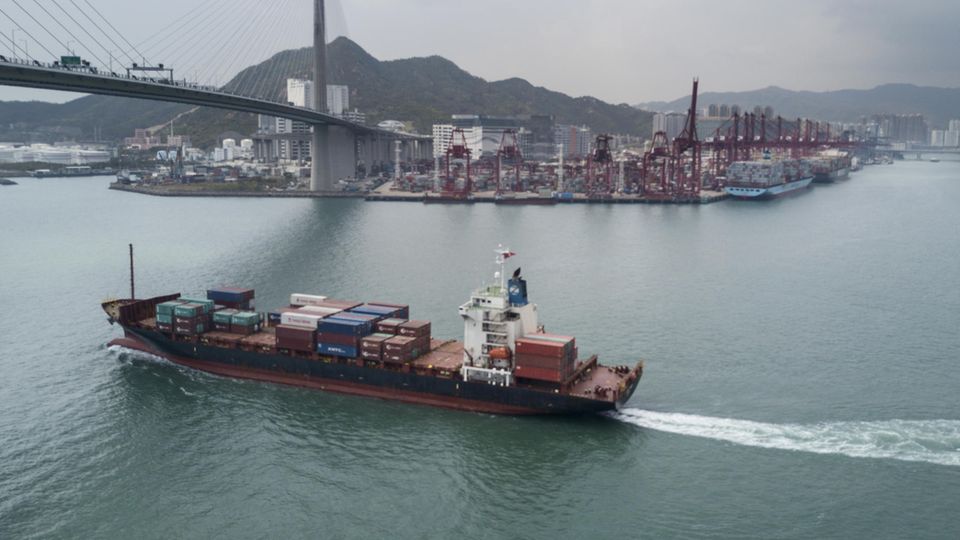 Containerschiff Handelsdefizit Containerschiff Handelsdefizit
