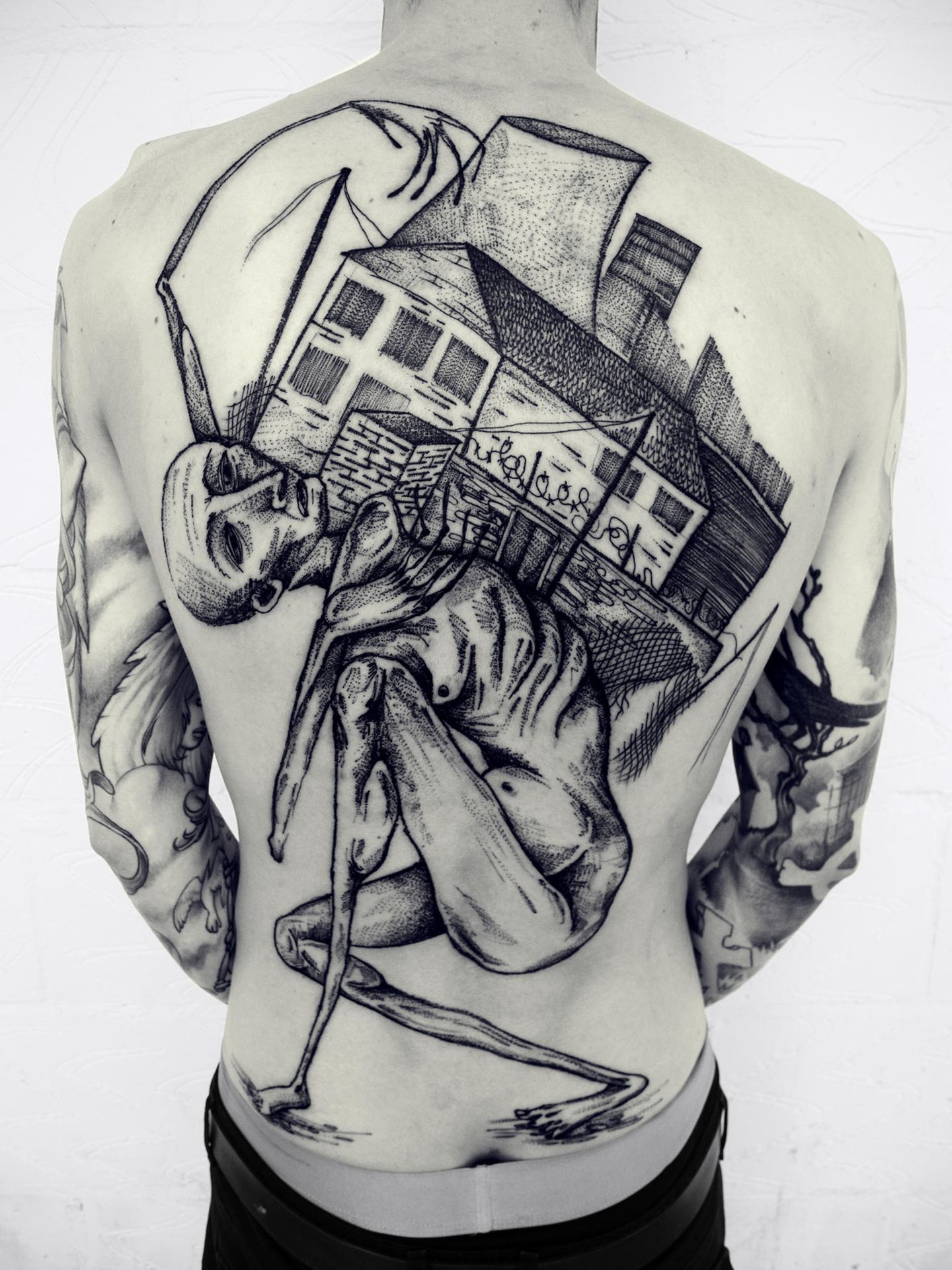 "Ich bin ein Künstler, nicht nur ein Tätowierer", sagt Michele Servadio. Der gebürtige Italiener lebt und arbeitet momentan in London.