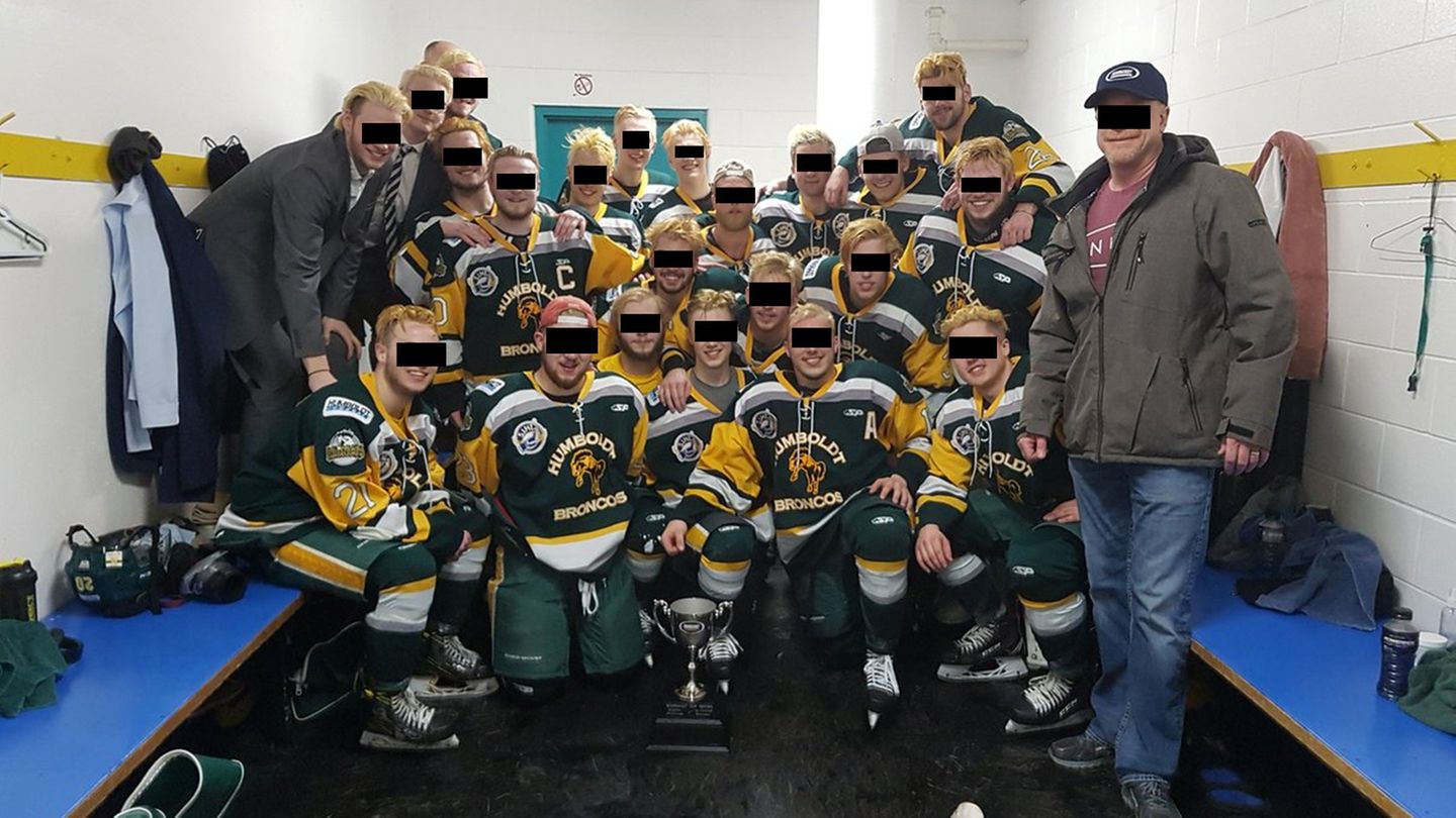 Vor zwei Wochen feierte das Team noch mit diesem Bild den Einzug in die nächste Runde