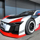 Von null aif 200 km/h vergehen 7,7 Sekunden