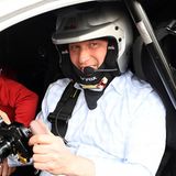 Das Cockpit entspricht dem eines echten Rennwagens