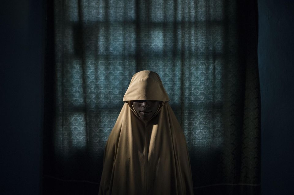 Terror in Nigeria: Sprengstoffgürtel an den Körpern von Kindern und Frauen Terror in Nigeria: Sprengstoffgürtel an den Körpern von Kindern und Frauen