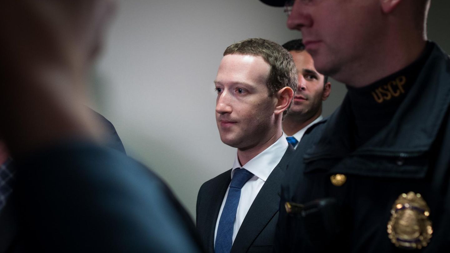 Facebook CEO Mark Zuckerberg