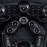 Die Schalterwüste auf der Mittelkonsole ist nicht jedermanns Sache