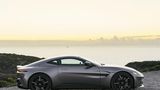 Der Aston Martin Vantage ist 4,47 Meter lang