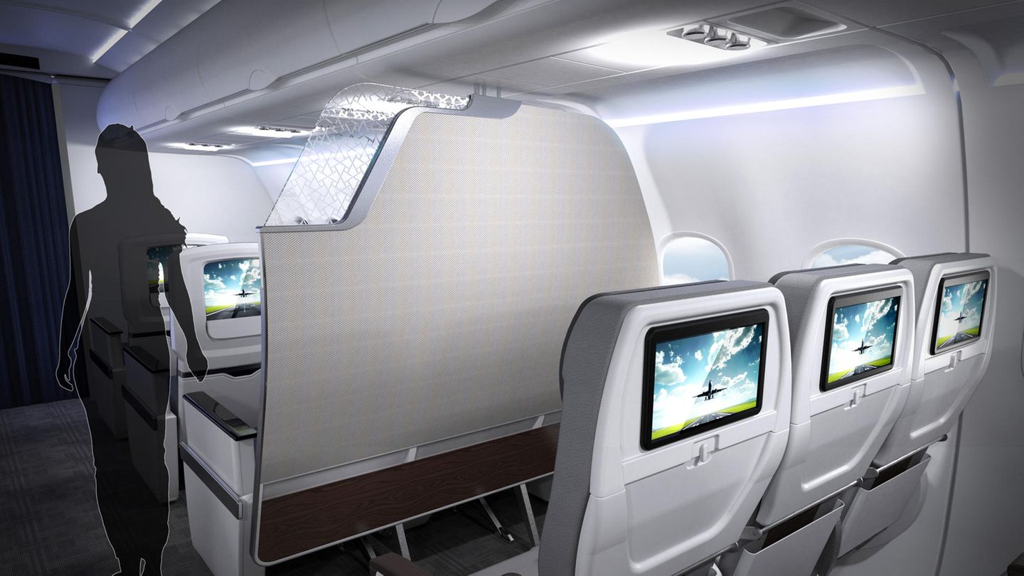 Kategorie: Kabinensysteme  Die Firma Rockwell Collins hat eine neue Trennwand zwischen Business- und Economy Class entwickelt: Die "Silhouette Move" ist so gekrümmt, dass der dahinter sitzende Economy-Gast noch genügend Platz für Beine und Handgepäck findet.