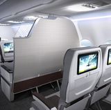 Kategorie: Kabinensysteme  Die Firma Rockwell Collins hat eine neue Trennwand zwischen Business- und Economy Class entwickelt: Die "Silhouette Move" ist so gekrümmt, dass der dahinter sitzende Economy-Gast noch genügend Platz für Beine und Handgepäck findet.