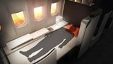 Kategorie: Passagierkomfort-Hardware  Auch in dieser Kategorie hat Rockwell Collins mit einem kreativen Konzept gesiegt. Das "Valkyrie Bed" für eine gehobene Business Class besteht aus einem Sitz, der sich in ein Bett verwandeln lässt: Im Vergleich zu herkömmlichen Produkten lässt sich eine Rollmatratze bei Bedarf aus der Seitenverkleidung über die Sitzfläche ziehen. 
