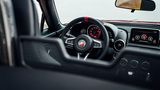 Das Cockpit entspricht dem Abart 124 Spider