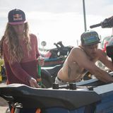 Nochmal alles überprüfen, bevor es in die Brecher geht. Alles muss perfekt sein, man darf sich keine Fehler erlauben.