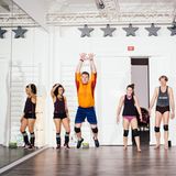 Froschsprünge trainieren mit vollem Körpereinsatz.