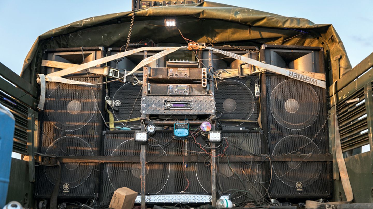 Die Musikanlagen sind so gigantisch wie die Autos