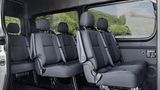 Als Shuttel ist der Mercedes Sprinter gut bestuhlt