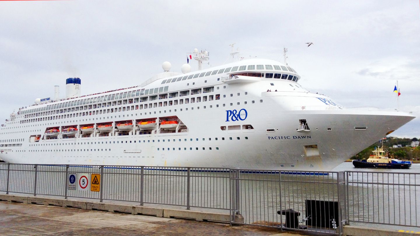 Pacific Dawn Carnival Australia