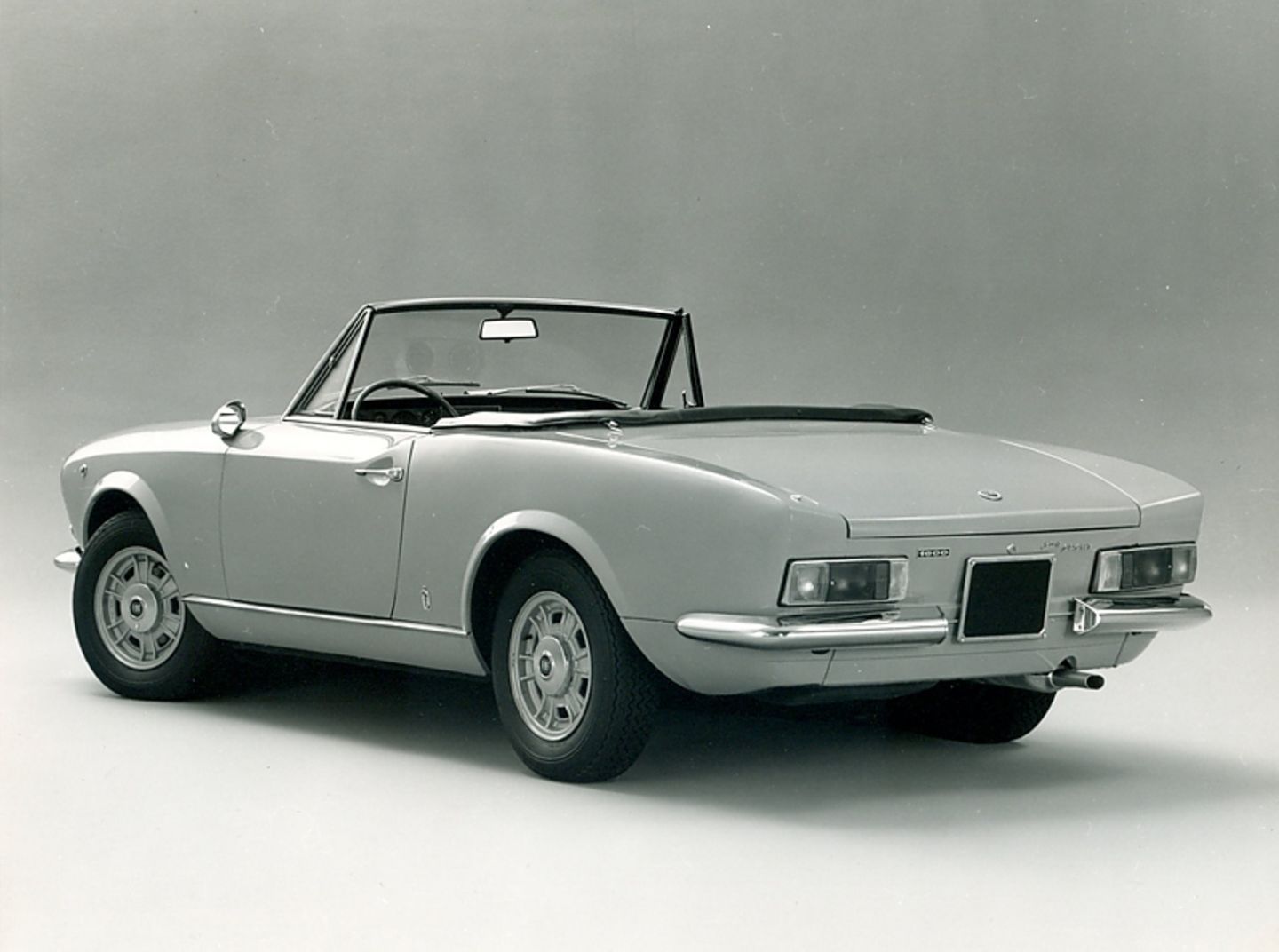 Fiat 124 Spider