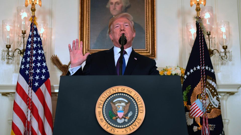 Donald Trump spricht im Diplomatic Reception Room