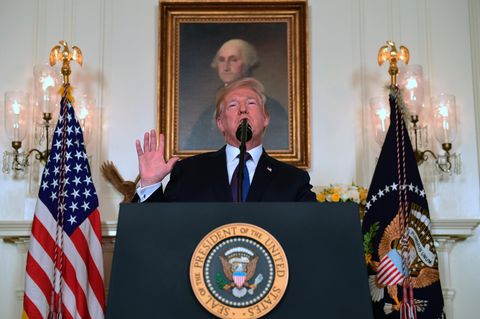 Donald Trump spricht im Diplomatic Reception Room