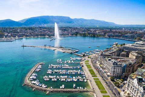Reisende in Europa müssen einer Studie des Beratungsunternehmens PwC zufolge für eine Hotel-Übernachtung in Genf am tiefsten in die Tasche greifen.