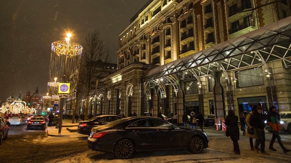 "Urinierende Prostituierte": Das Ritz-Carlton-Hotels in Moskau: Laut dem Steele-Dossier hat sich Donald Trump hier mit Prostituierten vergnügt und ist dabei vom russischen Geheimdienst beobachtet worden Das Ritz-Carlton-Hotels in Moskau: Laut dem Steele-Dossier hat sich Donald Trump hier mit Prostituierten vergnügt und ist dabei vom russischen Geheimdienst beobachtet worden