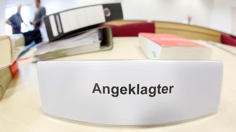 Sitzungssaal im Landgericht in Itzehoe (Archivbild)