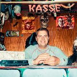 Der Meister des Schreckens aka Alexander Burghard höchstpersönlich in seiner Ticketbox