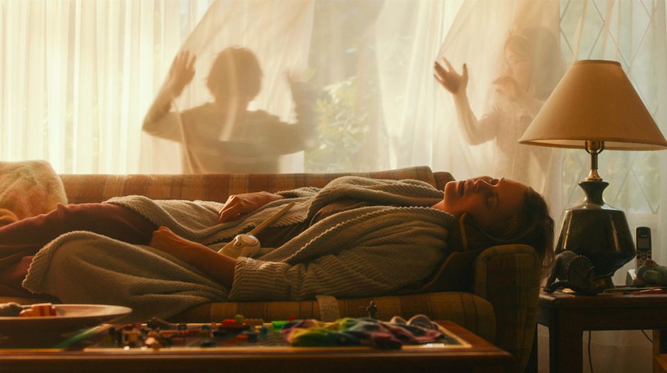 Charlize Theron in "Tully" Charlize Theron als überforderte Mutter in "Tully"