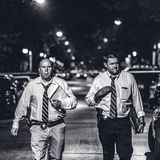 Einsatz: Mord. In der Nacht untersuchen Detectives den Ort einer Schießerei, ein Mann starb