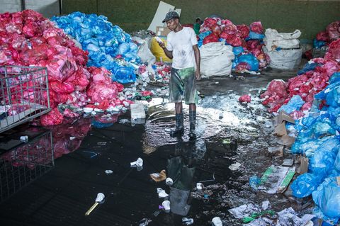 Müll als Lebensgrundlage: Auf den Spuren der "Catadores": Warum sich in Brasilien die Ärmsten ums Recycling kümmern