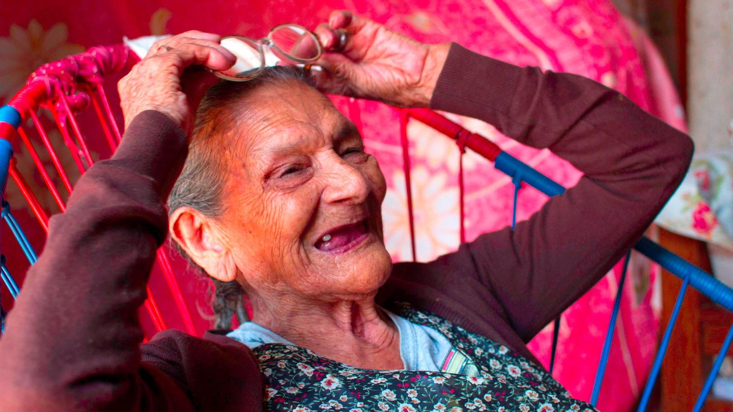 Guadalupe Palacios will Kindergärtnerin werden. Deswegen besucht sie nun die Schule. Mit 96 Jahren.