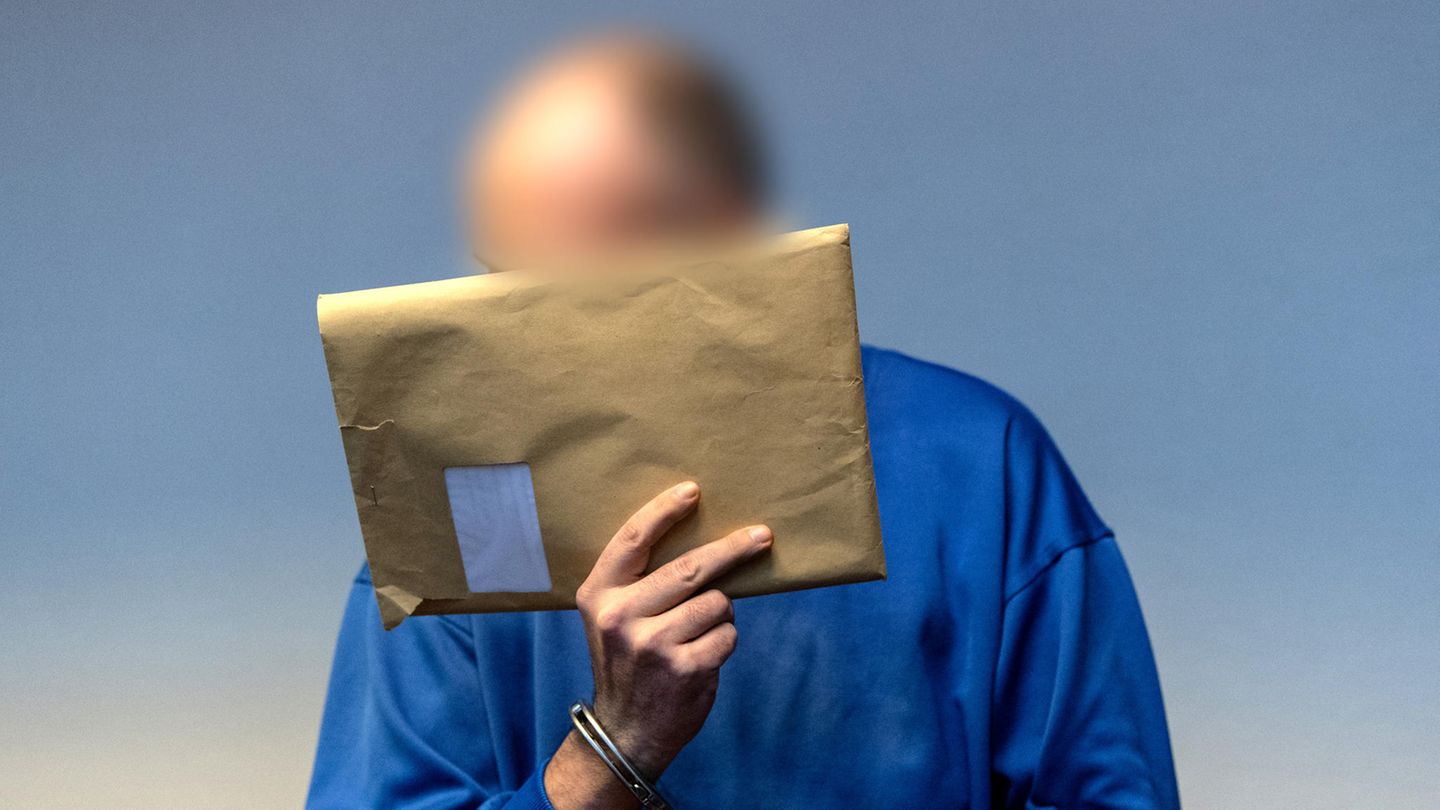Kindesmissbrauch bei Freiburg: Kind im Netz zur Vergewaltigung angeboten: Zehn Jahre Haft für ersten Angeklagten