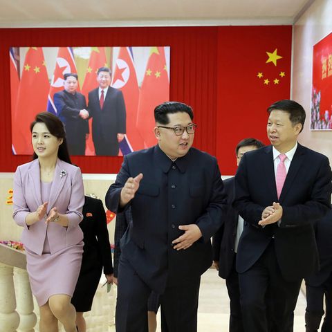 Kim Jong Un mit seiner Frau Ri Sol Ju in China