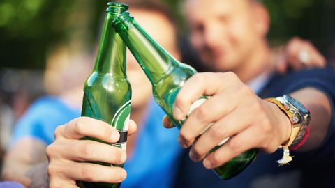 Schön Bier trinken in Ostritz? Nicht beim Neonazi-Festival in der ostsächsischen Stadt. Für die Veranstaltung gilt ein absolutes Alkoholverbot.