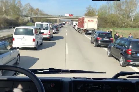 Rettungsgasse THW Freising