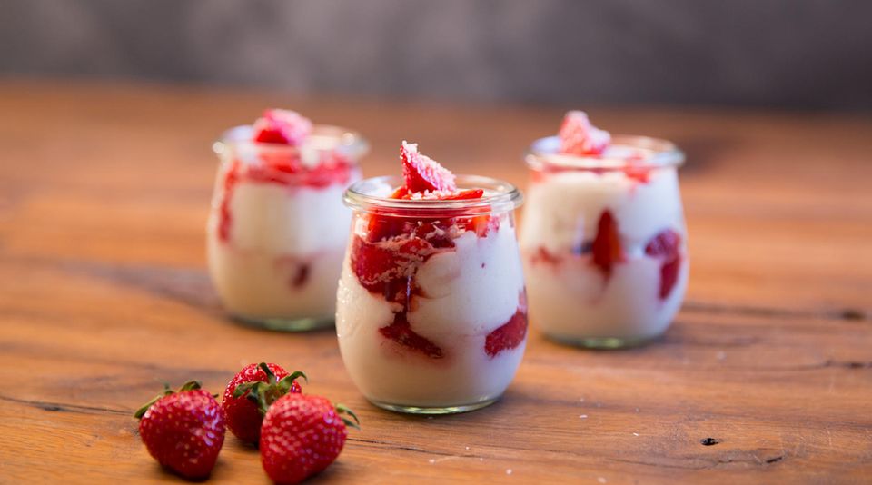 Erdbeer-Kokos-Dessert