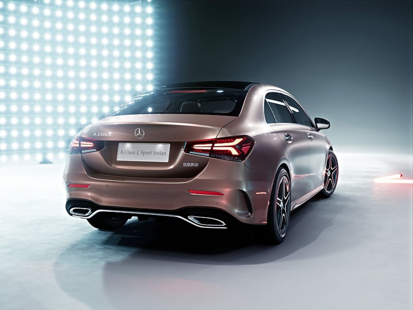 Mercedes A-Klasse Limousine - speziell für China gedacht