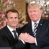 Donald Trump Emmanuel Macron Drei Hände