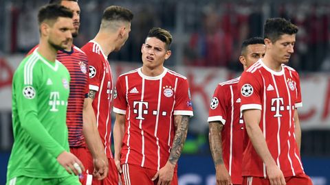 Spieler des FC Bayern München nach der Halbfinal-Hinspielniederlage gegen Real Madrid