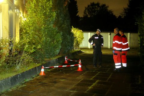 Mann stürzt von Balkon und stirbt