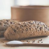 Top: Vollkornbrötchen und -brot  Körner und eine dunkle Farbe sagen übrigens nichts aus, warnt die Stiftung Warentest. Sie emfpiehlt: Fragen Sie gezielt nach Vollkornbrot!