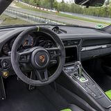 Das Cockpit des neuen Porsche 911 GT3 RS.